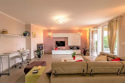 Villa mit Pool und Klimaanlage
