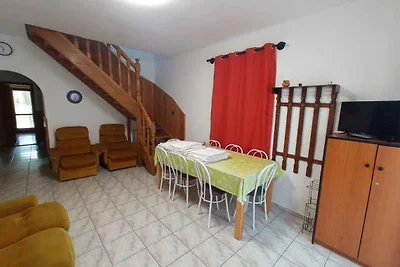 Ferienhaus mit Steg und direkter Zugang zum