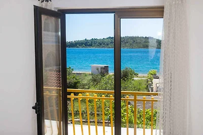 Ferienwohnung mit Balkon und Grill