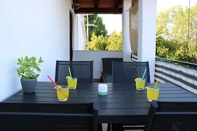 Ferienwohnung mit Terrasse und Klimaanlage