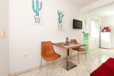 Studio mit Terrasse und Klimaanlage