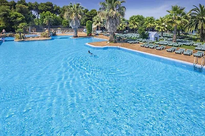 Ferienwohnung mit Pool und Klimaanlage