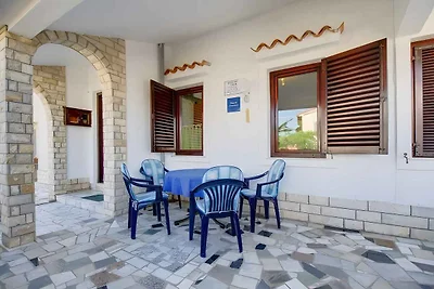 Ferienwohnung nur 150 m zur Adria