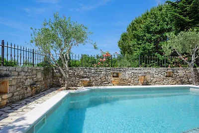 Villa mit Klimaanlage und Pool