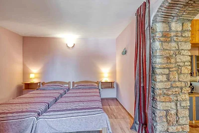 Apartment mit zwei Schlafzimmern, Garten und 