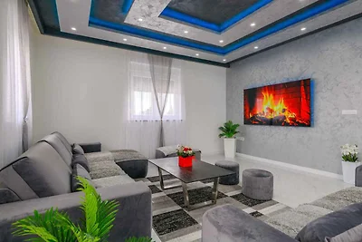 Ferienwohnung mit Pool zur gemeinsamen