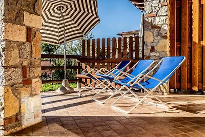 Ferienwohnung mit Terrasse und Pool