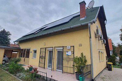 Ferienzimmer mit WLAN und Klimaanlage