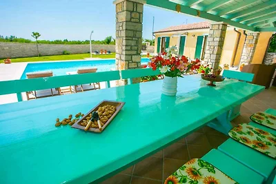 FerienHaus mit Pool