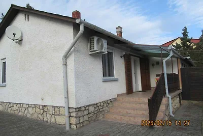 Ferienhaus liegt in Balatonfüred, nur 10 Gehm