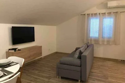 Ferienwohnung mit Klimaanlage und Balkon