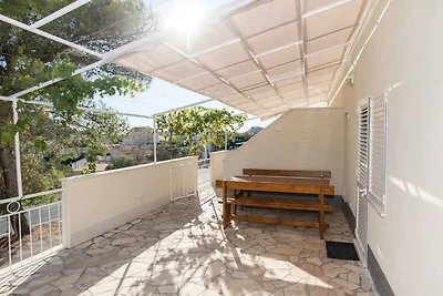 Gemütliche Ferienwohnung Maja in Rogoznica mi