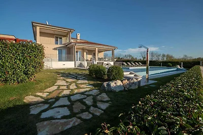 FerienHaus mit Klimaanlage und Aussenpool