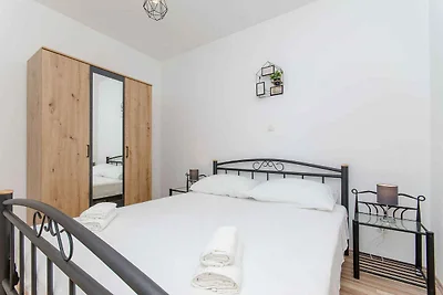 Ferienwohnung mit Klimaanlage und Meerblick