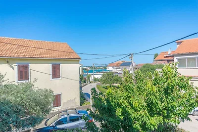 Gemütliche Ferienwohnung Rustica in Sukošan m