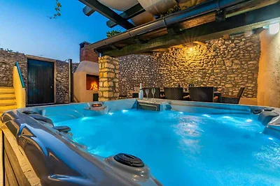Ferienhaus mit grosser Terrasse und 2 Bäder
