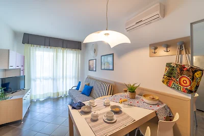 Ferienwohnung mit Balkon und Klimaanlage