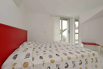 Ferienwohnung mit Klimaanlage, Balkon und