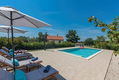 Ferienhaus mit Privatpool