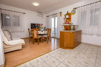 Ferienwohnung mit Klimaanlage und Grill