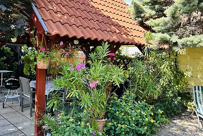 Ferienwohnung mit Grill und Gartenpavilion