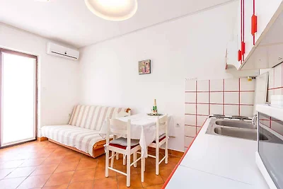 Ferienwohnung mit Terrasse und Klimaanlage