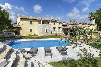 Villa mit Pool