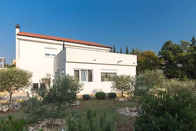 Ferienwohnung mit Terrasse und Meerblick
