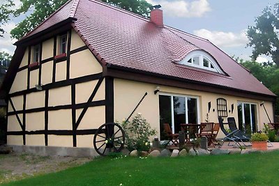 Ferienhaus mit Kaminofen, Terrasse und Blick 