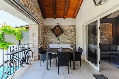 Villa mit Klimaanlage, Pool