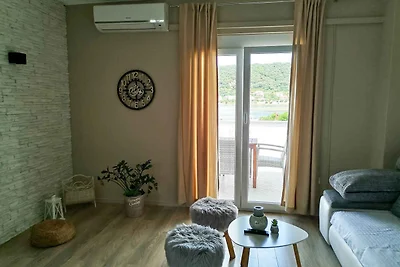 Appartamento Vacanza con famiglia Supetarska Draga