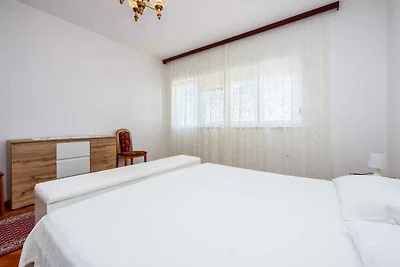 Ferienwohnung mit Balkon und Klimaanlage