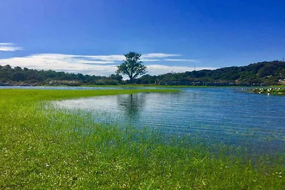 Komfortables Apartment mit 1 Schlafzimmer, Ba