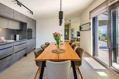 Ferienwohnung mit Klimaanlage und Meerblick