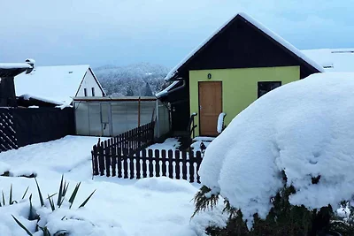 Studio mit eigenem Garten und Innenpool