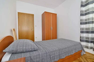 Ferienwohnung mit Klimaanlage und Balkon