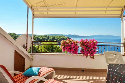 Ferienwohnung mit Balkon und Meerblick