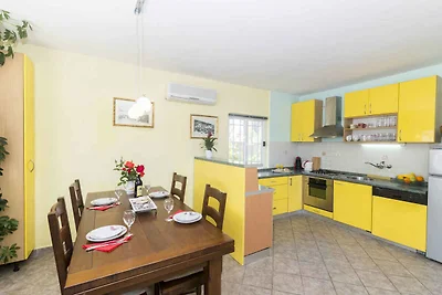 apartman za odmor Obiteljski odmor Jelsa
