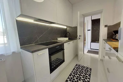 Ferienwohnung mit Klimaanlage und Balkon