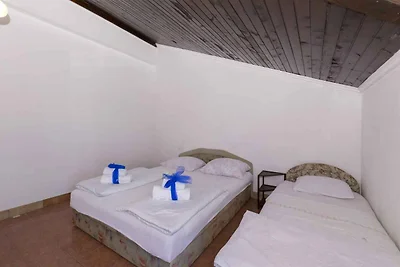 Ferienwohnung mit Balkon und Grill
