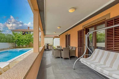 Ferienwohnung mit privatem Pool