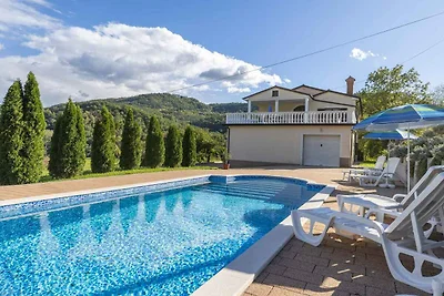 FerienWohnung mit Pool und Klimaanlage