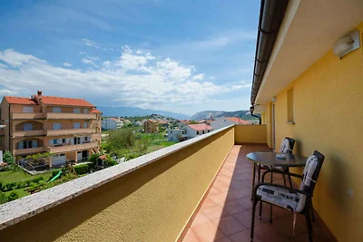 Ferienwohnung mit Balkon und Grill