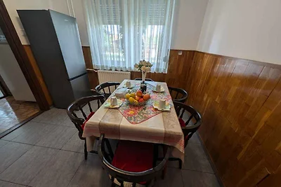 Ferienhaus in der Nähe vom Wasser mit ruhiger