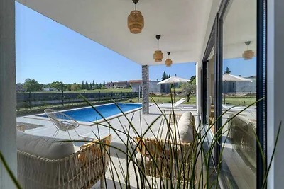 Modernes Haus mit 3 Schlafzimmern, privatem P