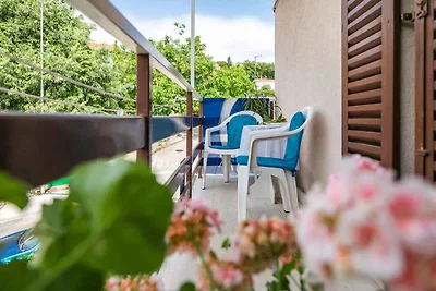 Studio mit Balkon und Klimaanlage