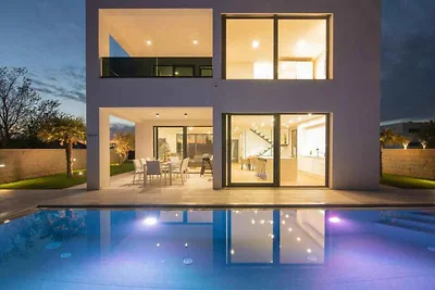 Vakantiehuis Ontspannende vakantie Njivice