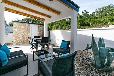 Ferienwohnung mit Terrasse und Klimanlage