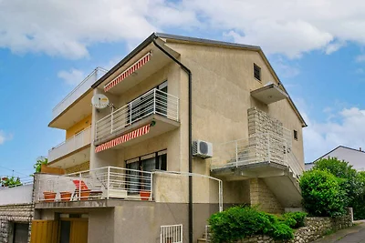 Ferienwohnung mit Terrasse und Klimaanlage