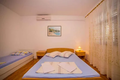 Ferienwohnung mit Aussenpool in Strandnähe